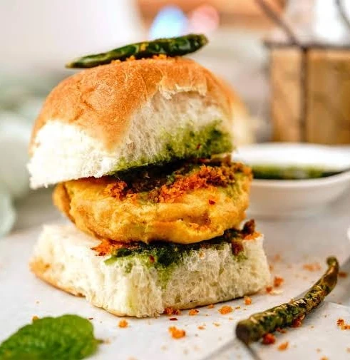 Frozen Batata Vada Crispy Snap Bite Batata Vada with spiced potato filling – Premium frozen vegetarian snack perfect for Vada Pav